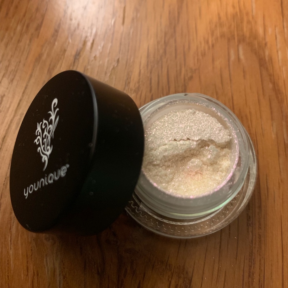 Younique Lip Sparkle